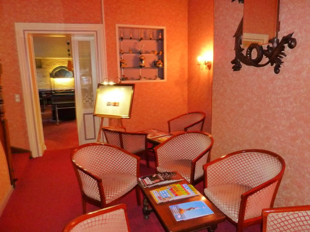 Hotel Saint Louis Exterior photo